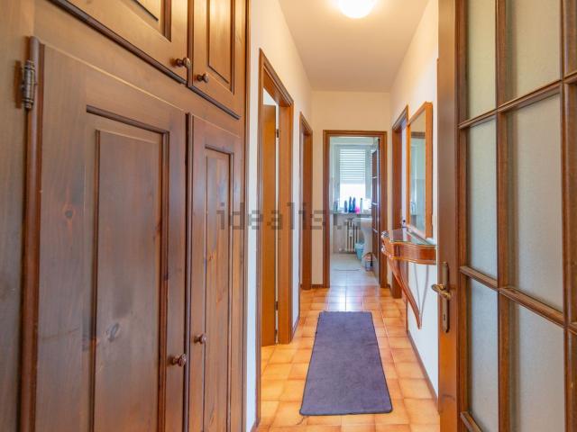 Appartamento in vendita di 105 m² in Via Rocca Stella, 1