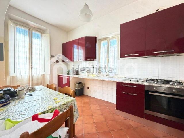 Appartamento in vendita di 105 m² in Via Roma, 100