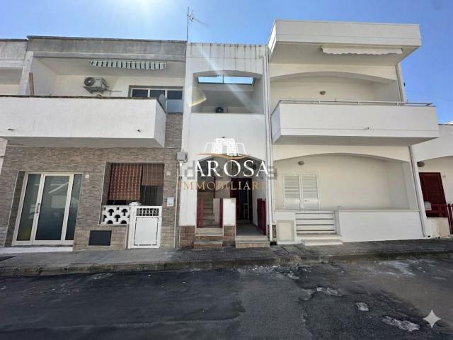 Appartamento in vendita di 105 m² in Via Regina Isabella, 47