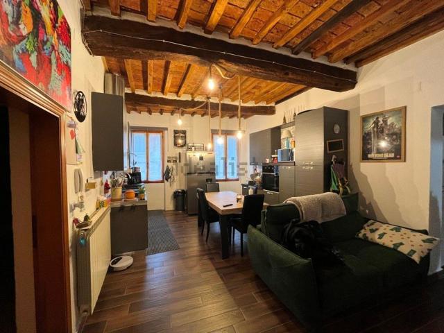 Appartamento in vendita di 105 m² in Via Ricasoli