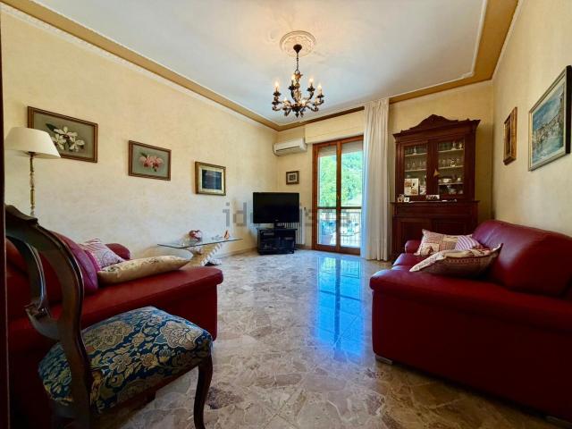 Appartamento in vendita di 105 m² in Via Tina Lorenzoni, 19