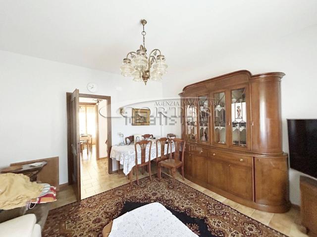 Appartamento in vendita di 105 m² in Via Trento, 15