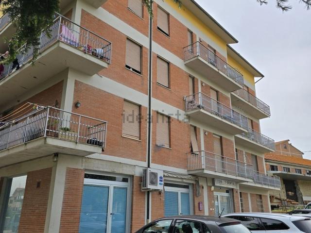 Appartamento in vendita di 105 m² in Via Trento