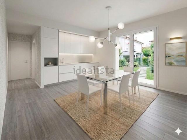 Appartamento in vendita di 105 m² in Via Trento
