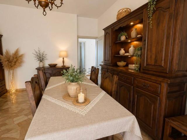 Appartamento in vendita di 105 m² in Via Umberto Saba