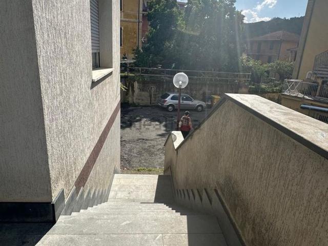 Appartamento in vendita di 105 m² in Via V. Annuti