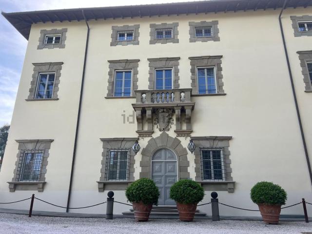 Appartamento in vendita di 105 m² in Via Vecchia Fiorentina I Tronco