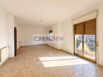 Appartamento in vendita di 105 m² in Via Vittorio Veneto, 115