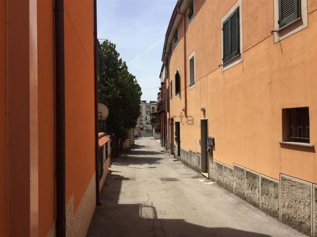 Appartamento in vendita di 105 m² in Via Villari, 34