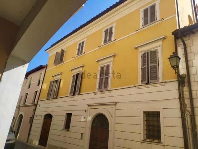 Appartamento in vendita di 105 m² in Via XI Febbraio