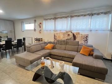 Appartamento in vendita di 105 m² in Viale Aldo Moro, 123