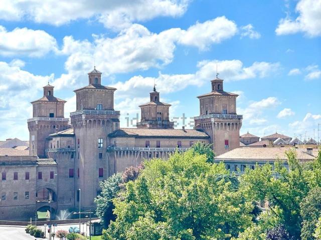 Appartamento in vendita di 105 m² in Viale Cavour, 50