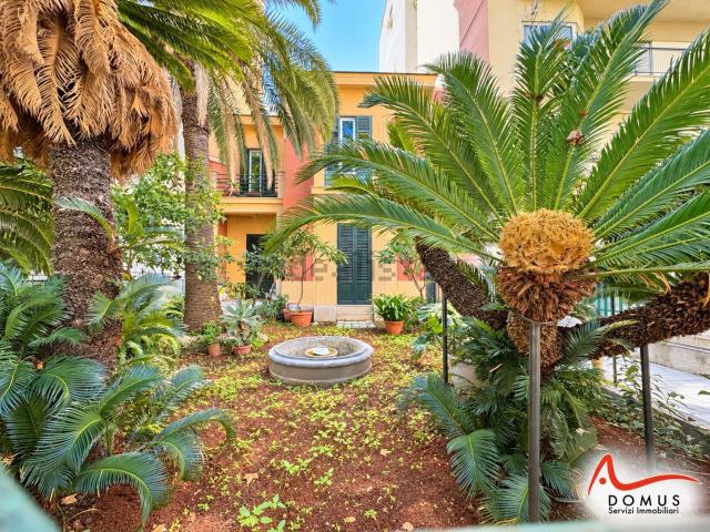 Appartamento in vendita di 105 m² in Viale Croce Rossa, 14