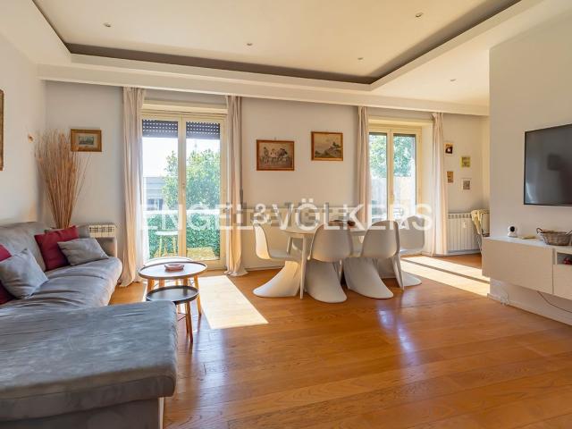 Appartamento in vendita di 105 m² in Viale di Trastevere