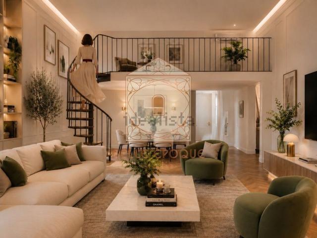 Appartamento in vendita di 105 m² in Viale Giosuè Carducci, 81