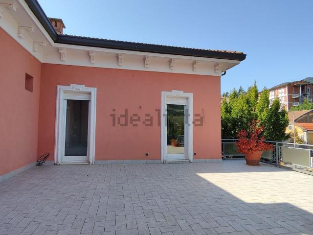 Appartamento in vendita di 105 m² in Viale Giuseppe Garibaldi, 14