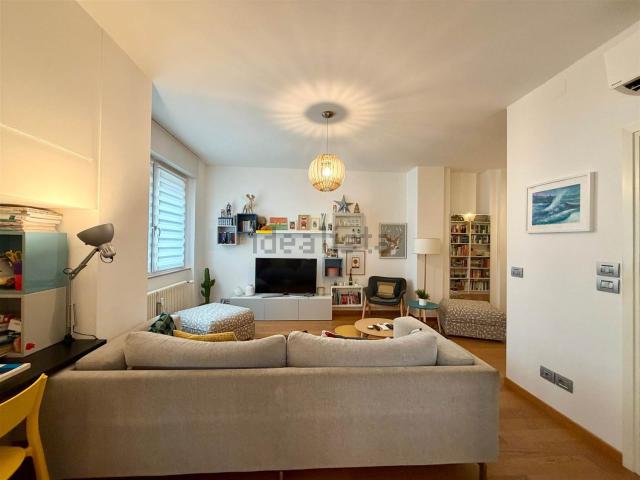 Appartamento in vendita di 105 m² in Viale Pietro Zancanaro, 28