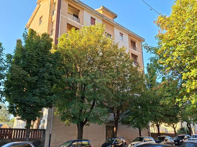 Appartamento in vendita di 105 m² in Viale Stazione Centrale, 5