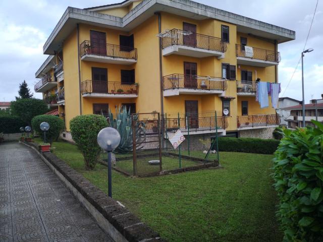 Appartamento in vendita di 105 m² in Contrada chiaire, 6