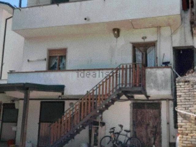 Appartamento in vendita di 105 m² in Contrada Pianapuccia