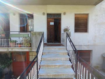 Appartamento in vendita di 105 m² in Contrada Serro Alloro, 209