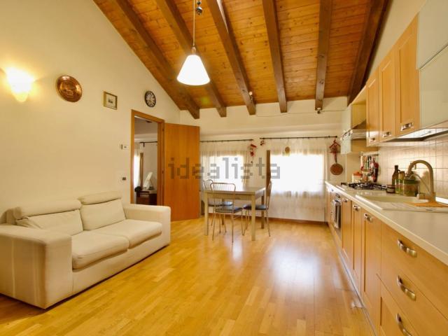 Appartamento in vendita di 105 m² in Corso G. Matteotti, 8