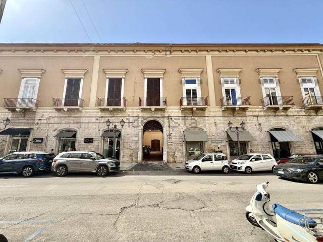 Appartamento in vendita di 105 m² in Corso Giuseppe Garibaldi, 113
