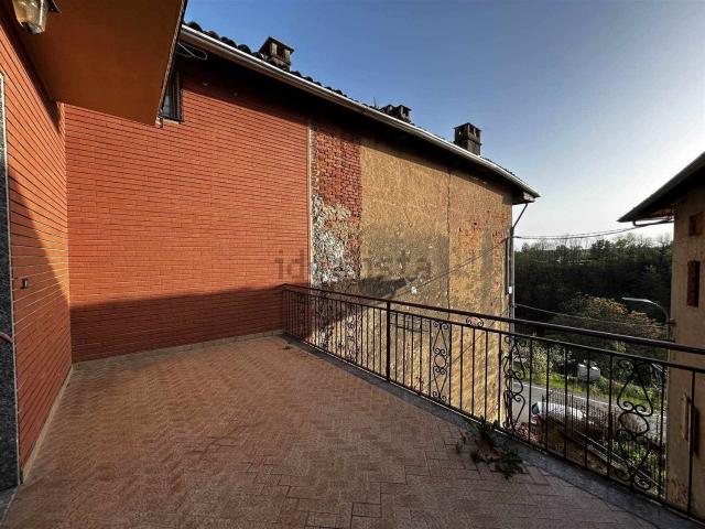Appartamento in vendita di 105 m² in Frazione Gallotto, 5