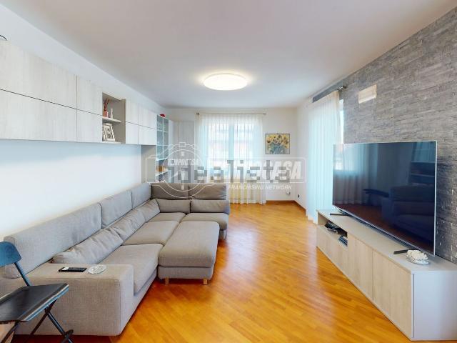 Appartamento in vendita di 105 m² in Frazione Sambucheto