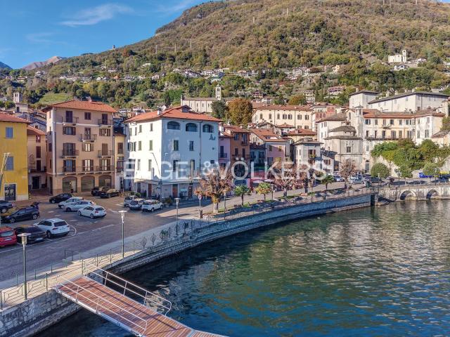 Appartamento in vendita di 105 m² in Piazza Cavour