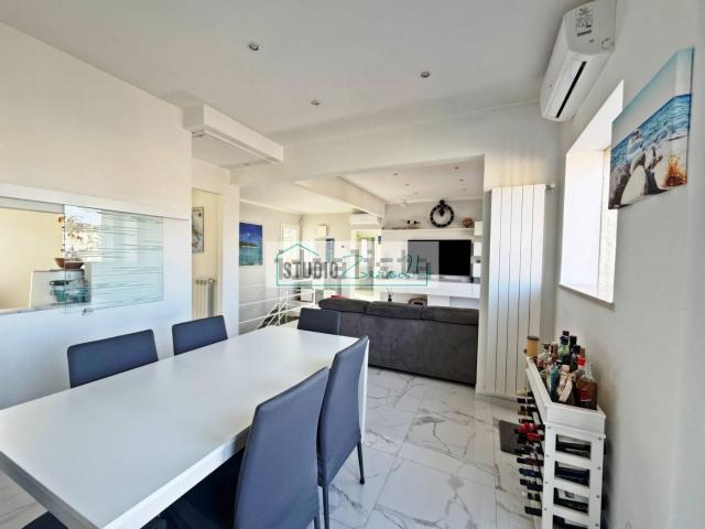 Appartamento in vendita di 105 m² in Piazza Giuseppe Mazzini