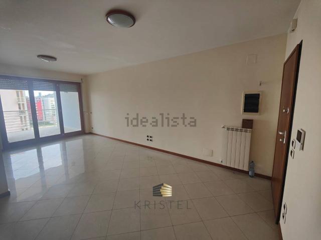 Appartamento in vendita di 105 m² in Piazza Ettore Troilo, 18