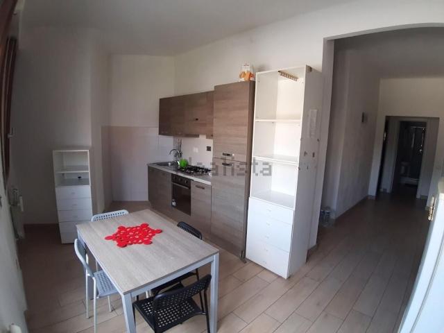 Appartamento in vendita di 105 m² in Piazza Francesco Domenico Guerrazzi, 40