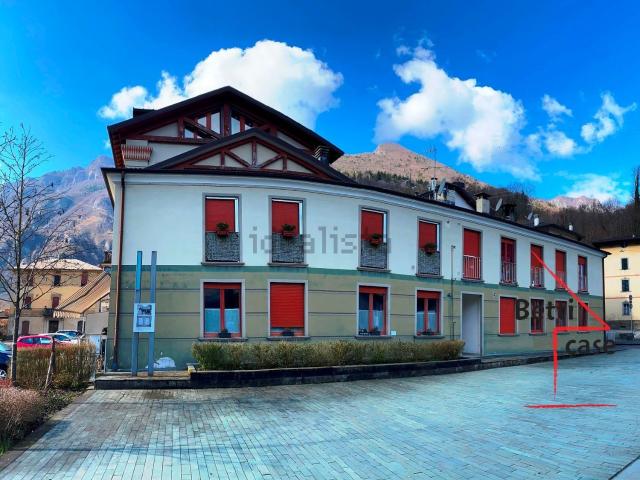 Appartamento in vendita di 105 m² in Piazza IV novembre, 7
