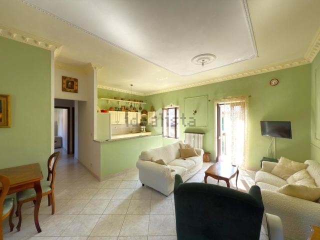 Appartamento in vendita di 105 m² in Piazza San Lorenzo, 15