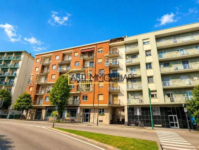 Appartamento in vendita di 105 m² in Piazza Vittorio Veneto, 7