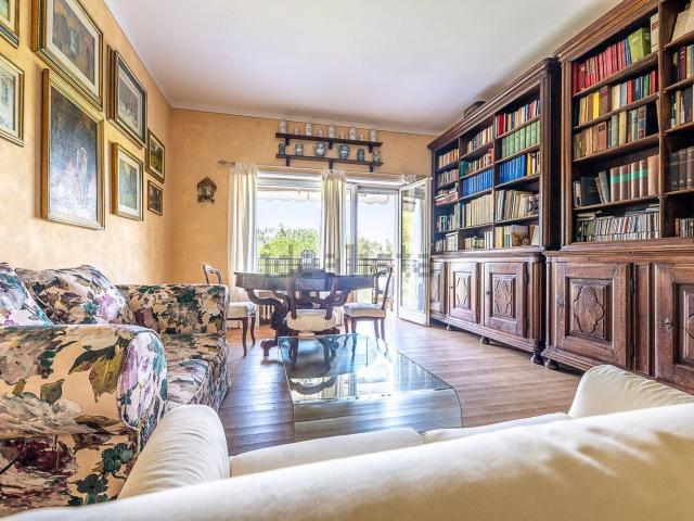 Appartamento in vendita di 105 m² in Strada Costalunga, 10