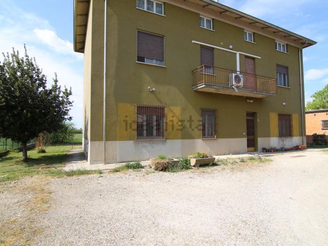 Appartamento in vendita di 105 m² in Strada Provinciale 9, 121