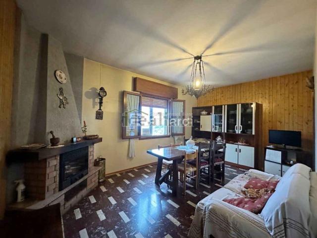 Appartamento in vendita di 106 m² in Via Cornè, 40