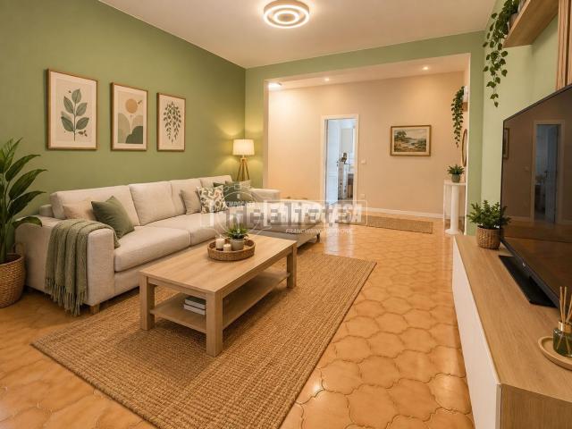 Appartamento in vendita di 106 m² in Via Carolina Bevilacqua, 37