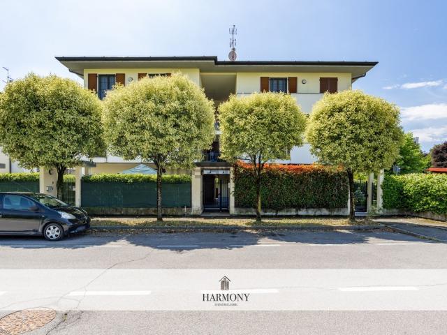 Appartamento in vendita di 106 m² in Via Celestino Gendarini, 6