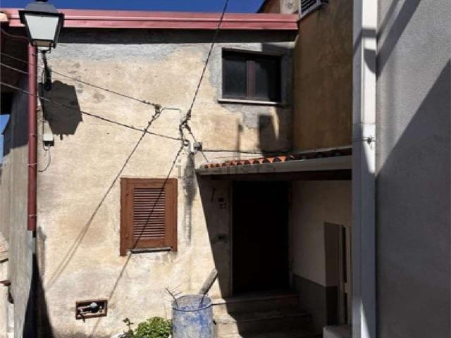 Appartamento in vendita di 106 m² in Via Chiesa Madre