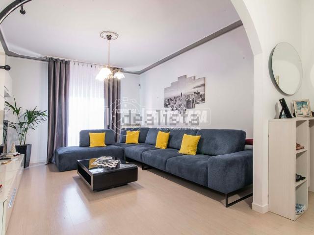 Appartamento in vendita di 106 m² in Via A. Colombo, 9