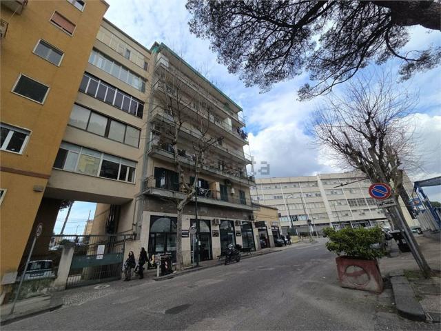 Appartamento in vendita di 106 m² in Via Antonino D&apos Antona, 52