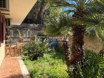 Appartamento in vendita di 106 m² in Via Alberto Mario