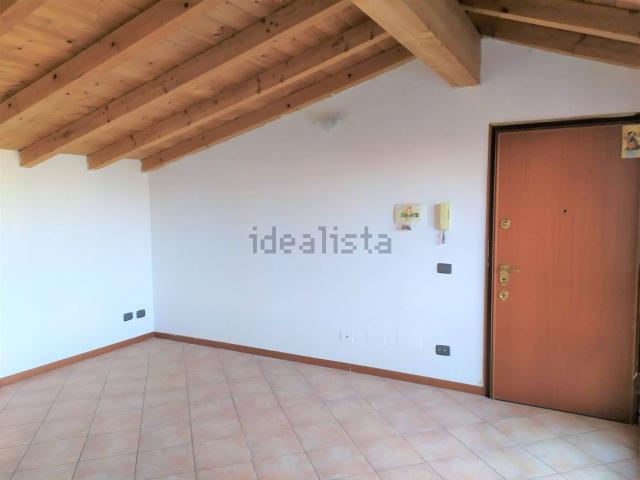 Appartamento in vendita di 106 m² in Via Alessandro Manzoni
