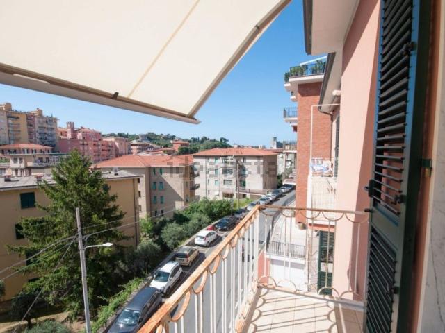 Appartamento in vendita di 106 m² in Via Generale Ferrari, 18