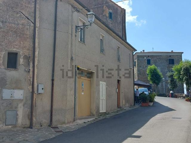 Appartamento in vendita di 106 m² in Via Giuseppe Garibaldi, 4
