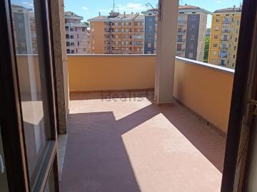 Appartamento in vendita di 106 m² in Via Giuseppe Manfredi