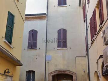 Appartamento in vendita di 106 m² in Via Giuseppe Verzaglia, 7